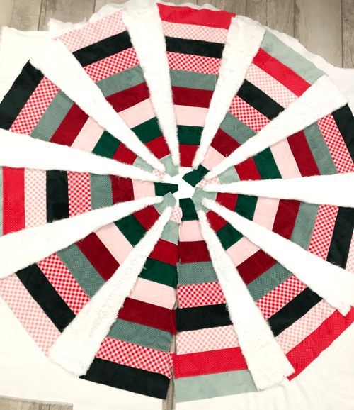 11 Call Ajaire QC Tree Skirt Bunny on QC