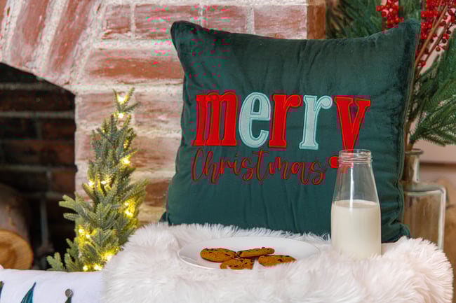 Quilting Cuddle® Christmas Pillow
