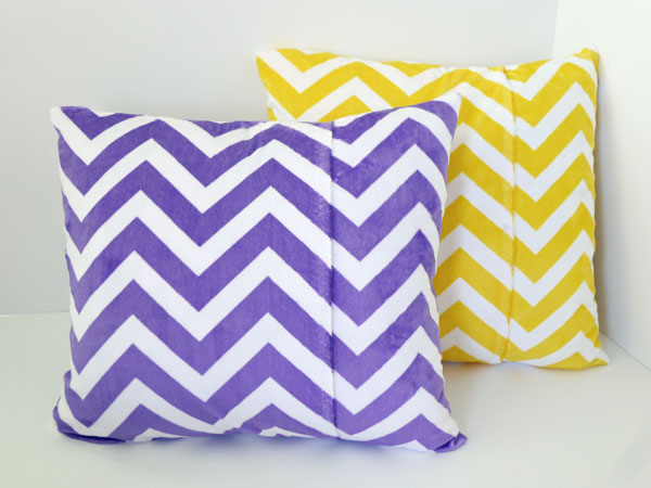 022-Easiest--Chevron-Pillow