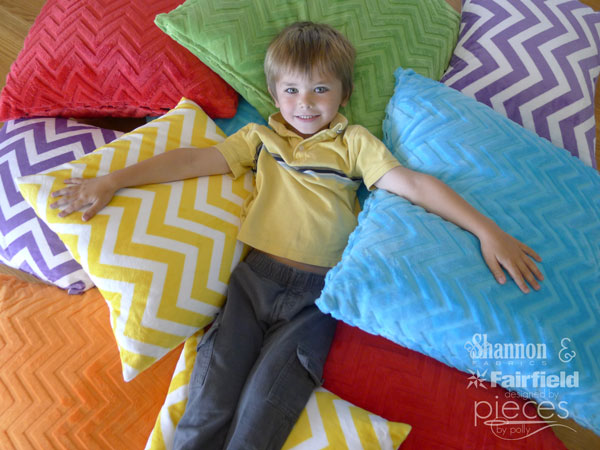 This is the EASIEST way to make a pillow cover...perfect for Beginners