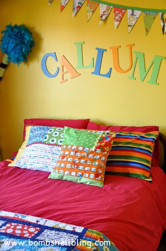 I LOVE these Dr. Seuss pillows!!! What a perfect way to add fun touches to a kid's bedroom!