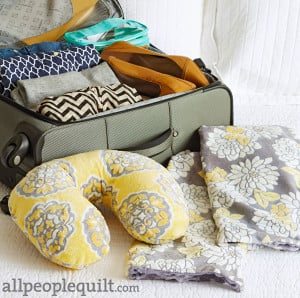 QuiltsAndMoreNeckPillow