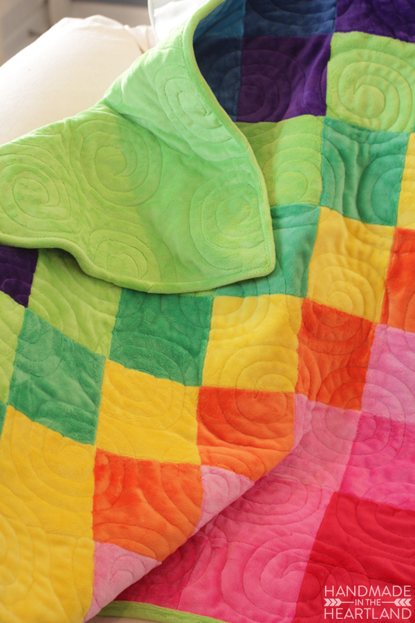 Rainbow-Square-Cuddle-Quilt-5