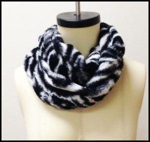 Sew News Cuddle Scarf 