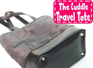 Travel Tote Logo