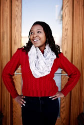 InfinityScarf_SnowyOwl_BlackGirl-1