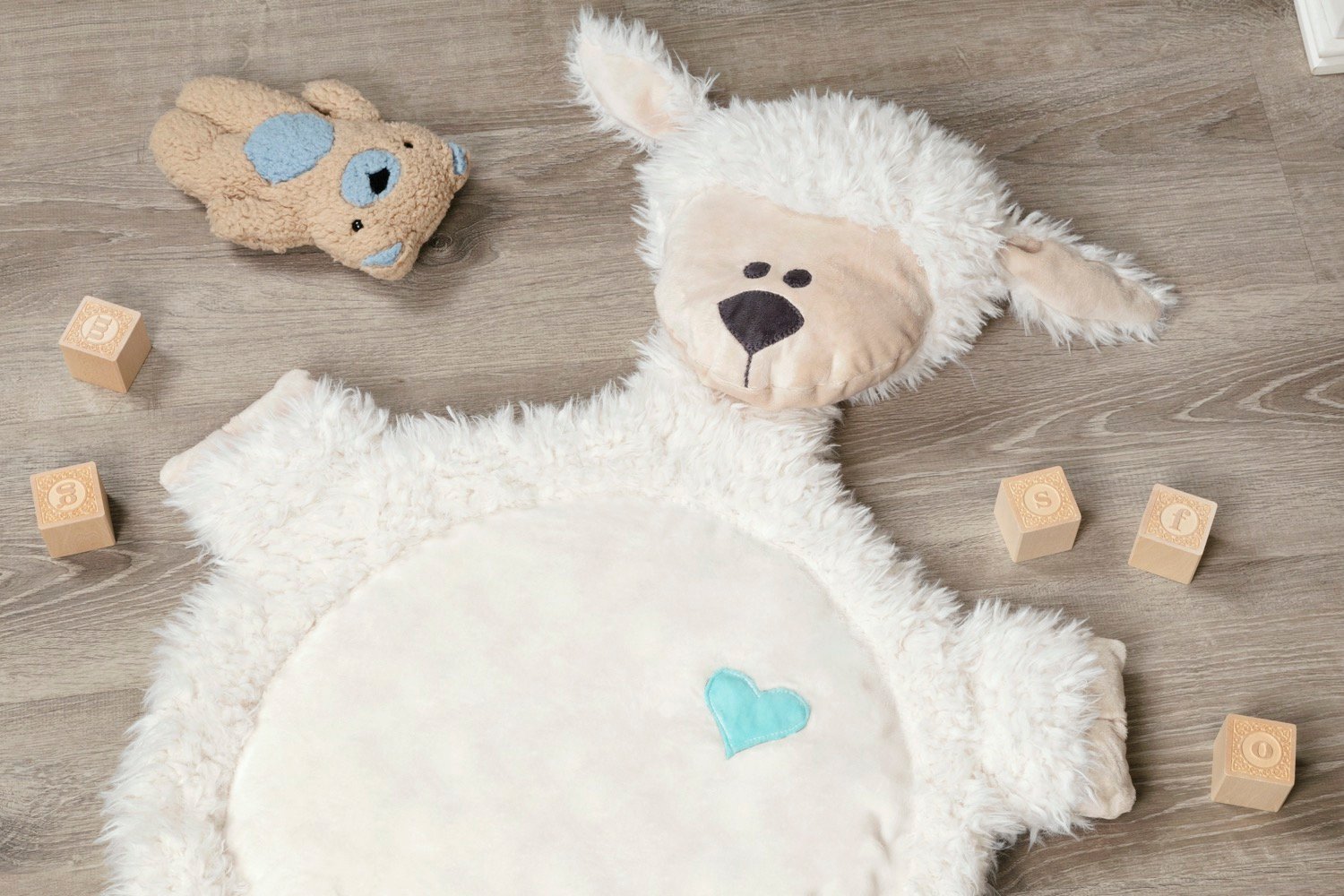 How to Make the “My Lambie” Children’s Playmat