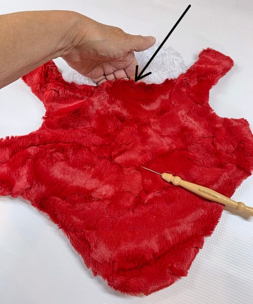 How to Make Holiday Pet Coats Using Cuddle® Fabrics