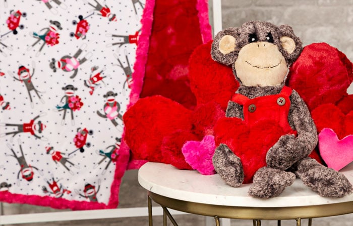 Valentines Day DIY projects to sew Mini Magoos by Melly and Me