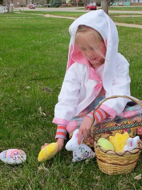 Fluffy Cuddle® Bunnies and More! In the hoop Easter Stuffies