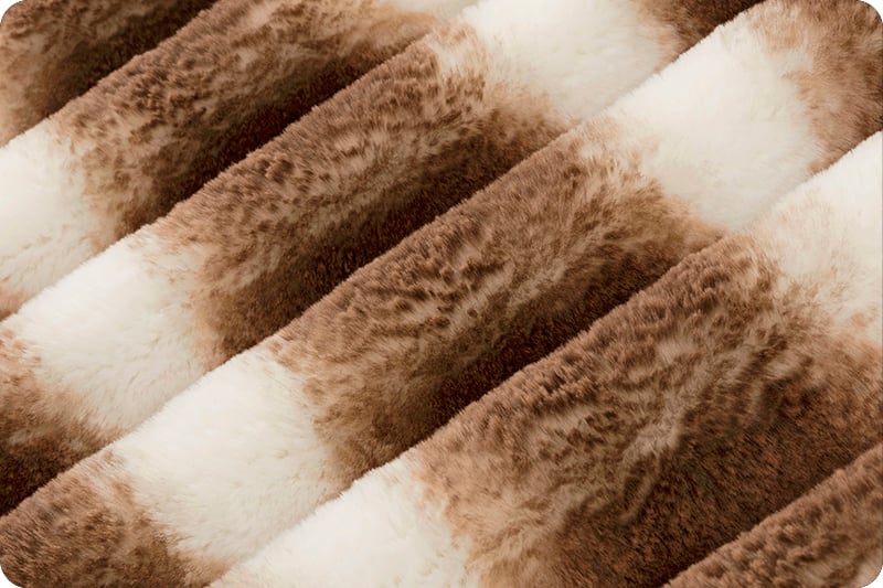 Collection Spotlight: Luxe Cuddle® Arctic Chinchilla