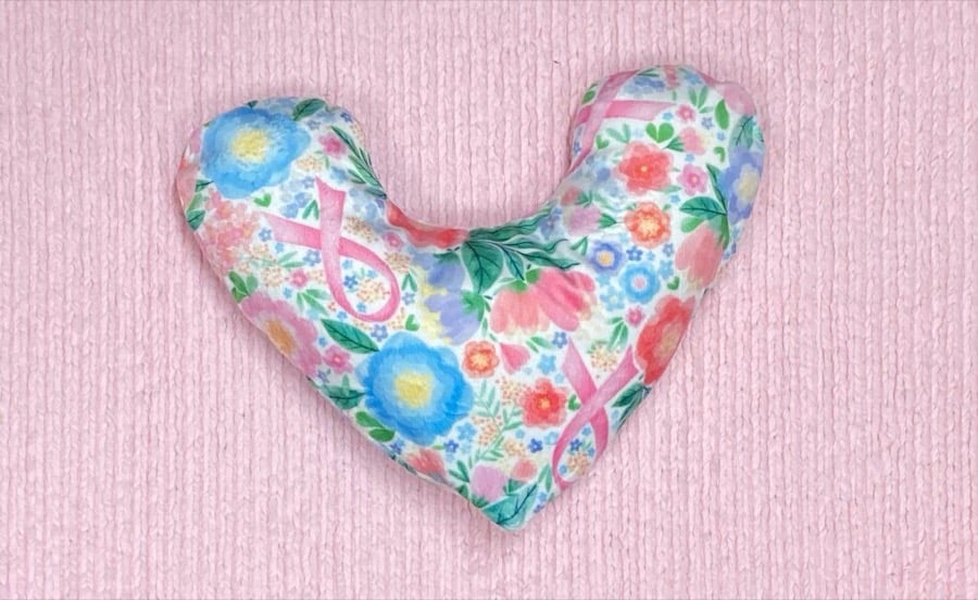 Cheetah Hearts - Pink - The Fabric Market