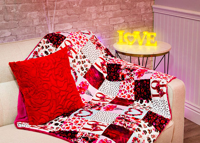 Louis Vuitton LV Pink Big Logo Bedding Set - Owl Fashion Shop